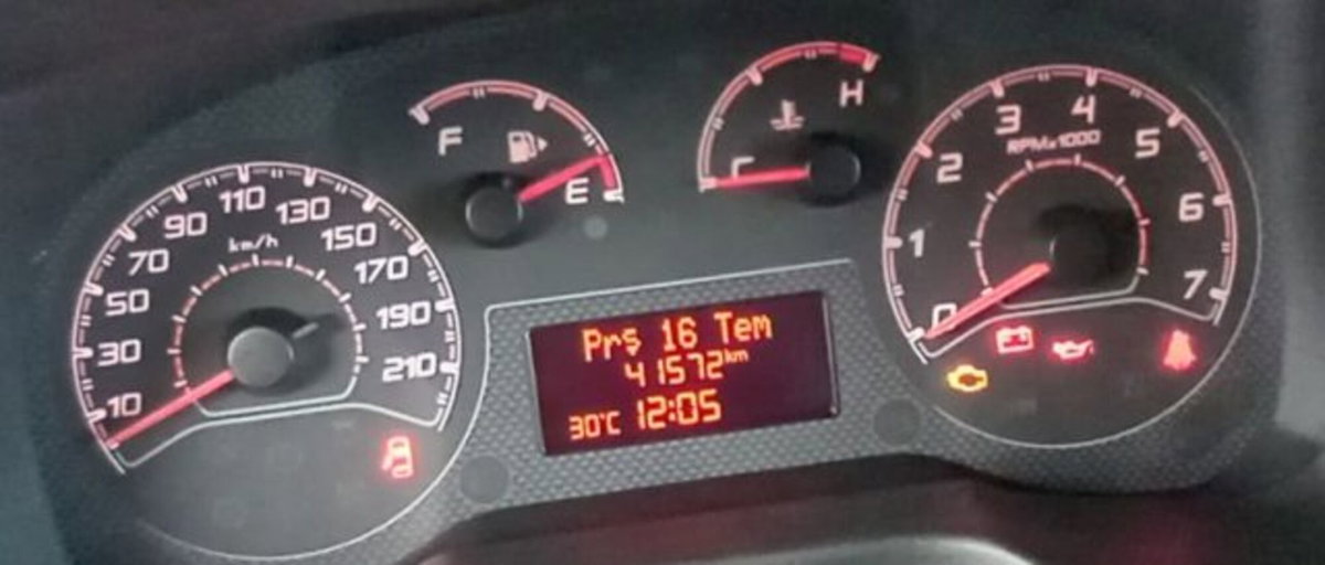 Fiat Fiorino 1.3 MJT 95CV Combinato (8)