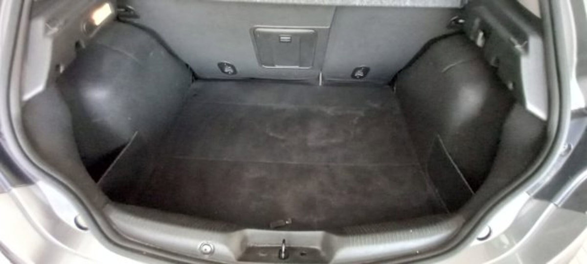 Alfa Romeo Giulietta 1.6 JTDm Super 120cv (5)