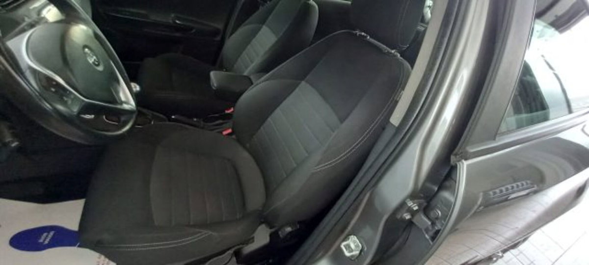 Alfa Romeo Giulietta 1.6 JTDm Super 120cv (7)