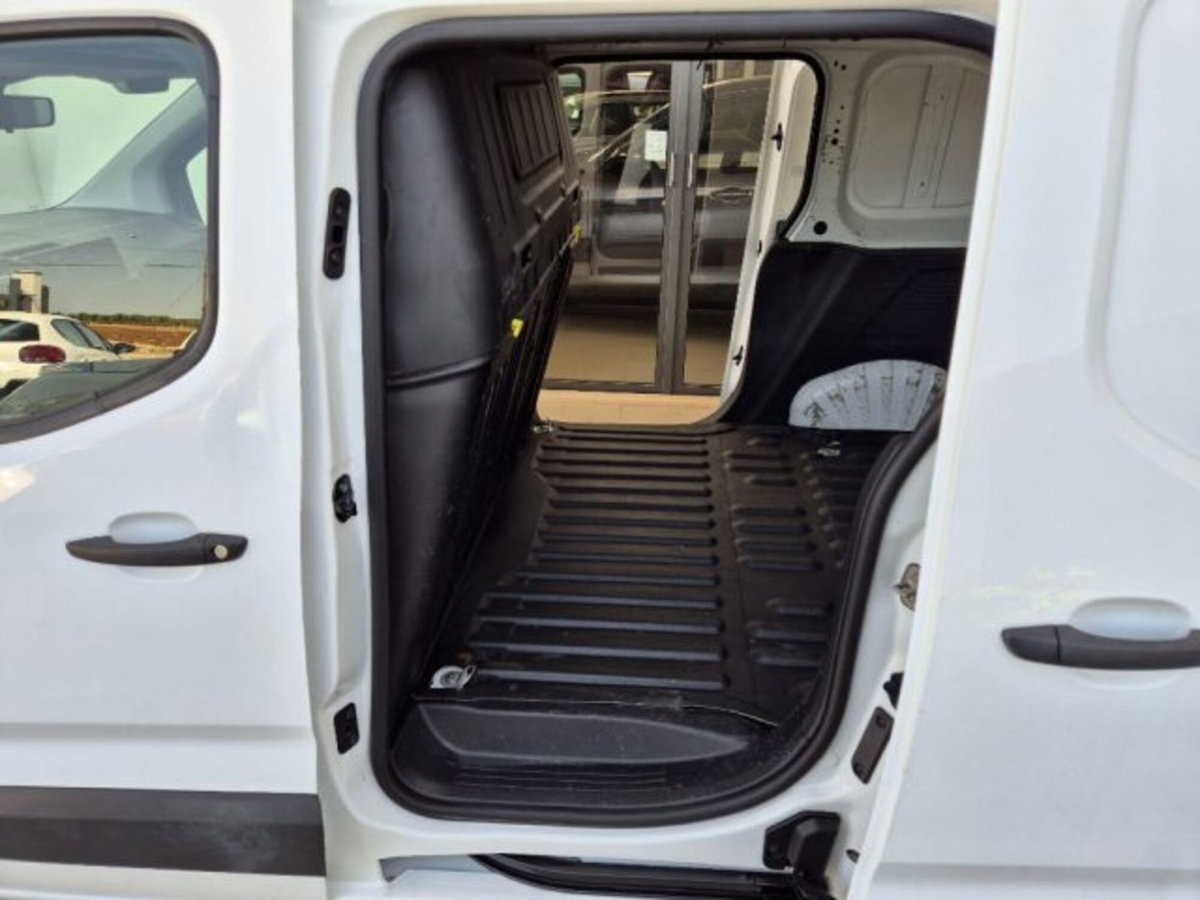 Citroen Berlingo Furgone BlueHDi 100 Van M Club (9)
