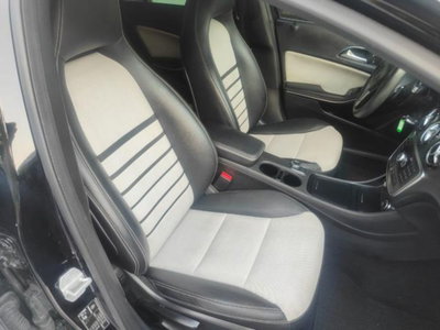 Mercedes-Benz Classe A 180 CDI BlueEFFICIENCY Automatic Sport (19)