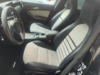 Mercedes-Benz Classe A 180 CDI BlueEFFICIENCY Automatic Sport (20)