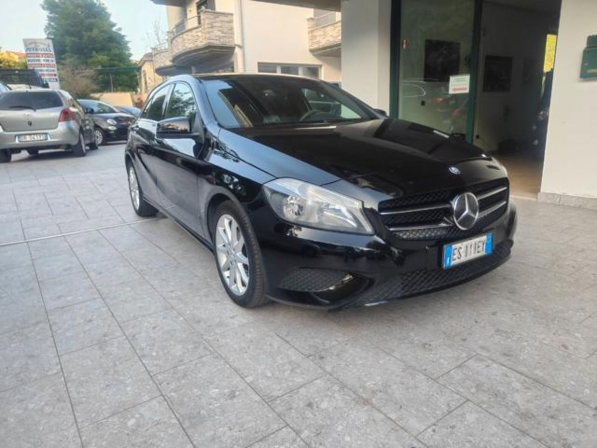 Mercedes-Benz Classe A 180 CDI BlueEFFICIENCY Automatic Sport (5)