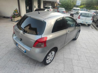 Toyota Yaris 1.0 3 porte (8)