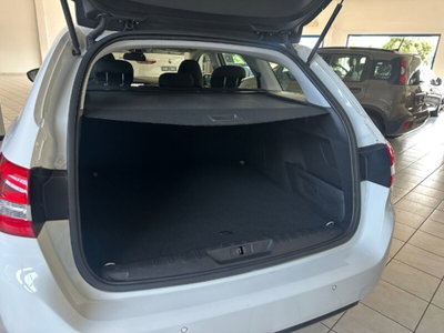 Peugeot 308 SW BlueHDi 120 S&S Active (14)