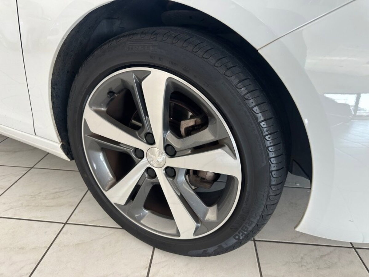 Peugeot 308 SW BlueHDi 120 S&S Active (4)