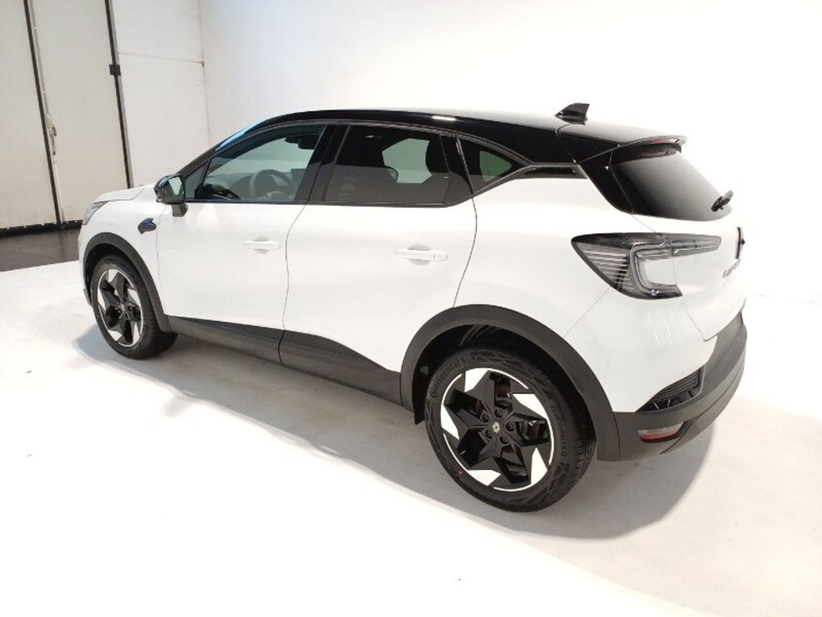 Renault Captur 1.2 eco-g Techno 120cv (4)