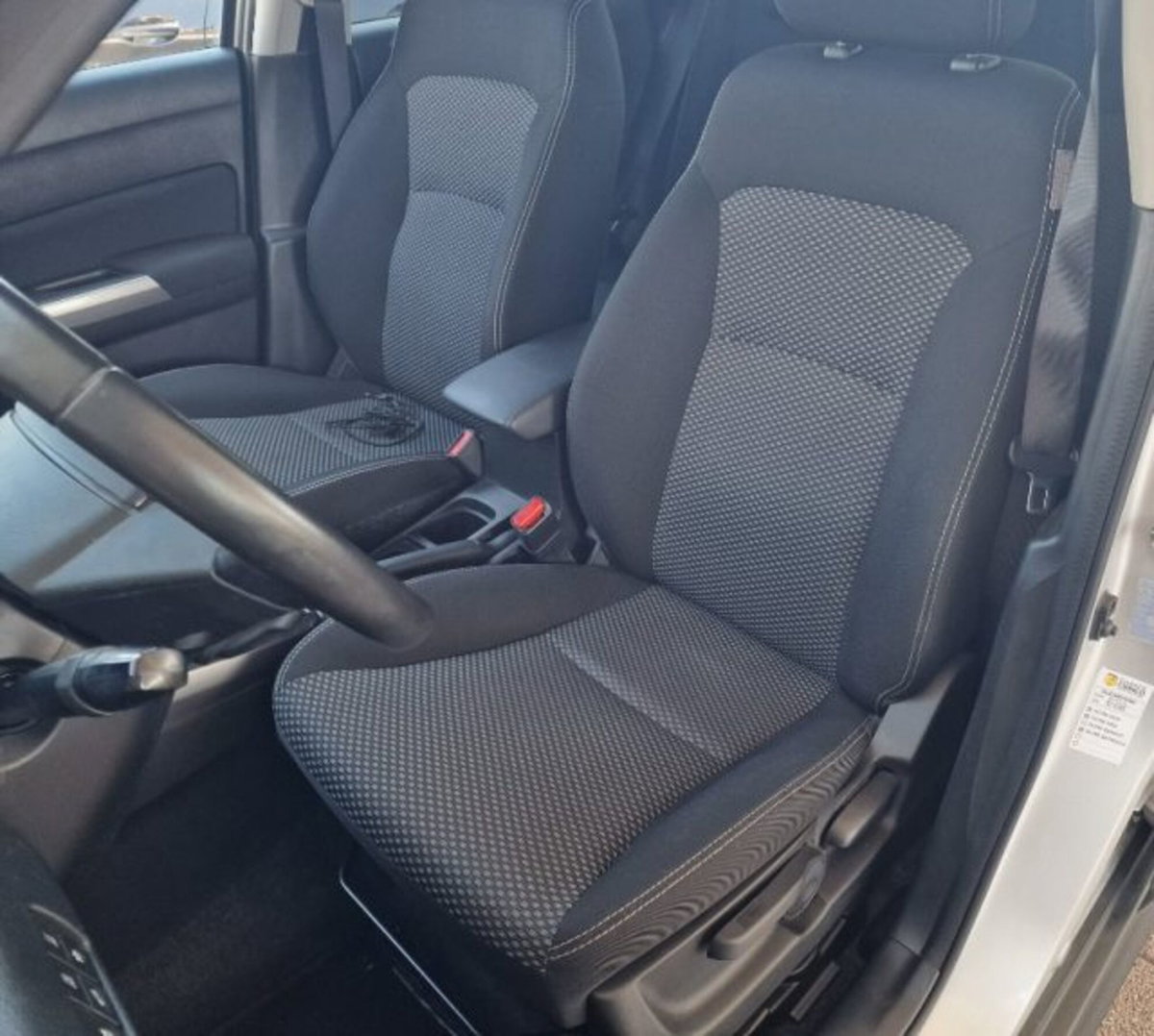 Suzuki Vitara 1.4 Hybrid 4WD AllGrip Easy Top (10)