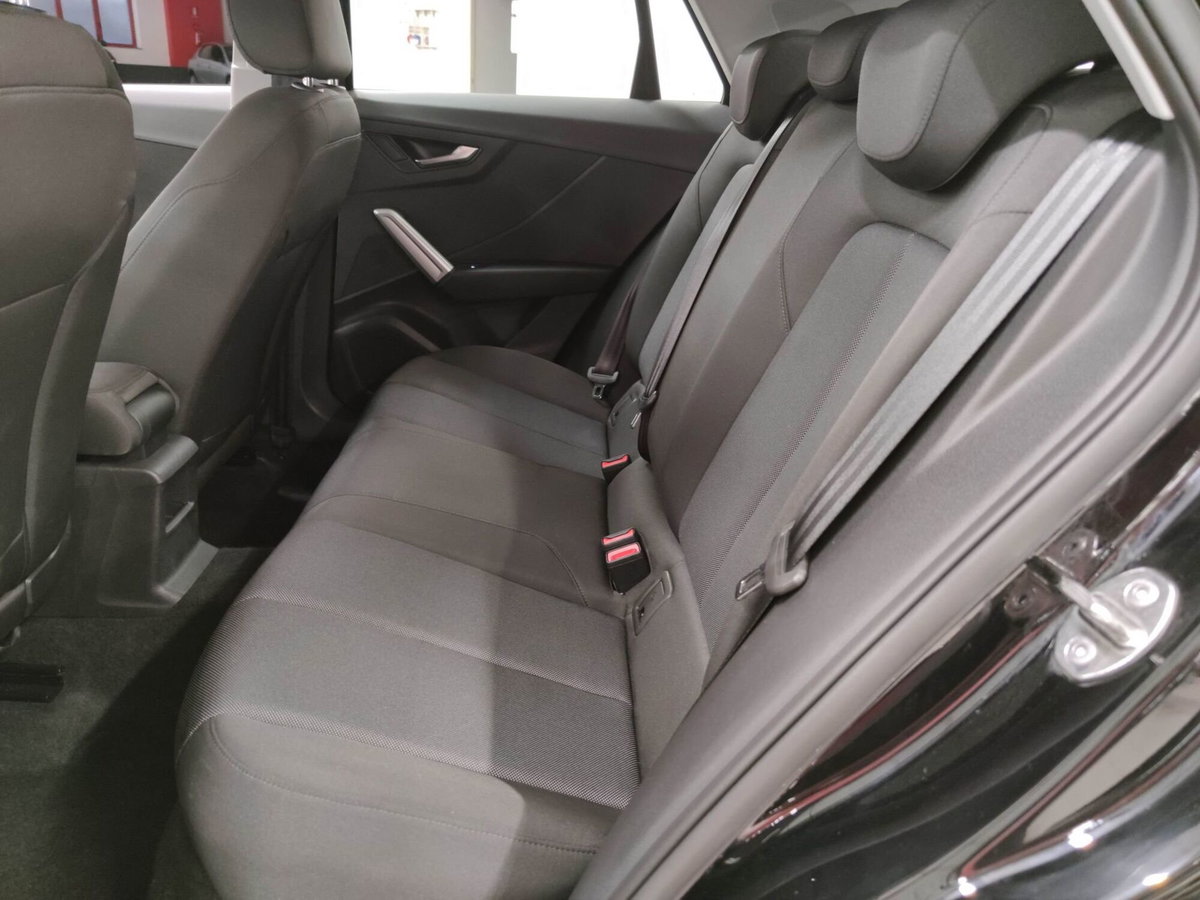 Audi Q2 Q2 30 TFSI (14)