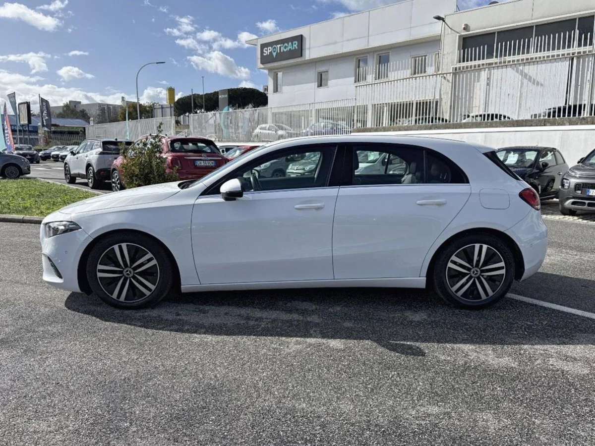 Mercedes-Benz Classe A Sedan 180 d Automatic 4p. Executive (2)