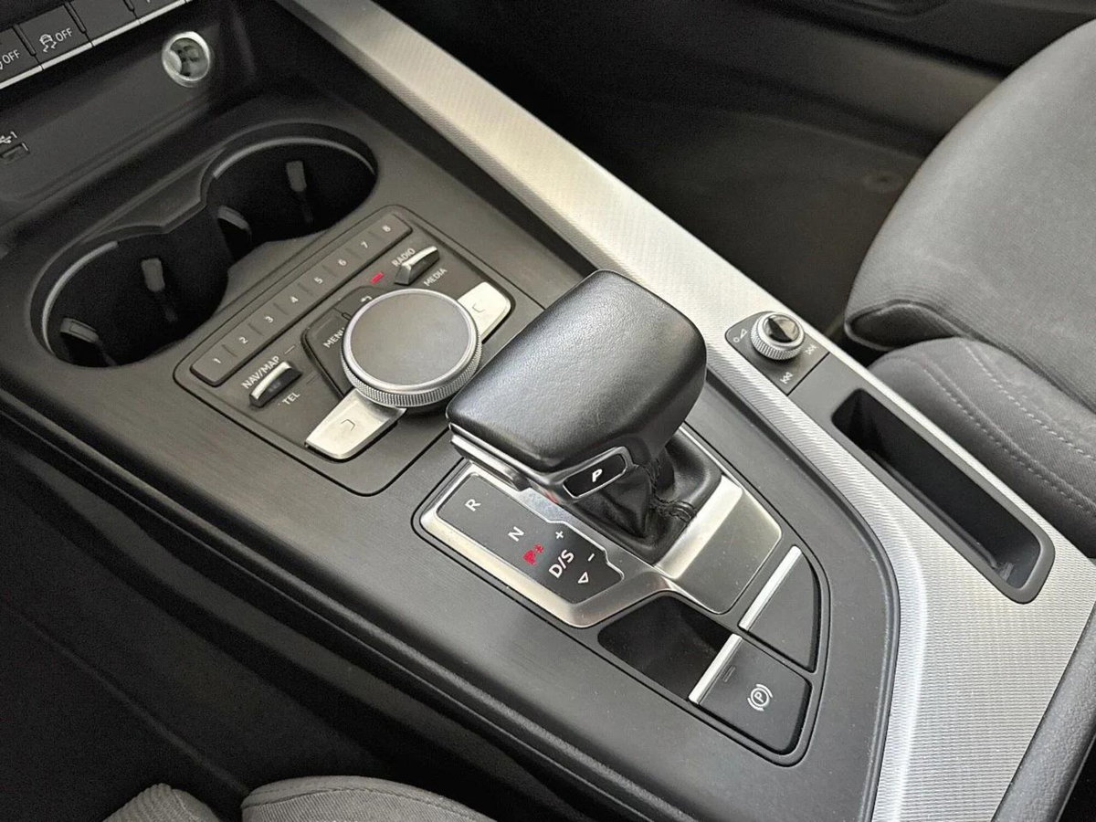 Audi A4 Avant 40 TDI quattro S tronic S line edition (17)