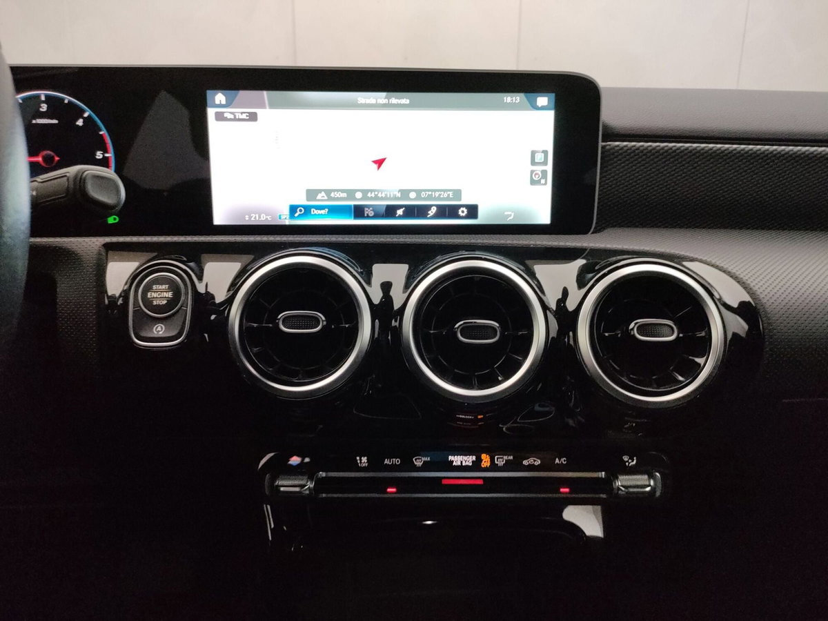 Mercedes-Benz Classe A 180 d Business (14)