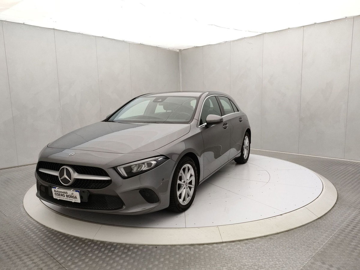 Mercedes-Benz Classe A 180 d Business (3)