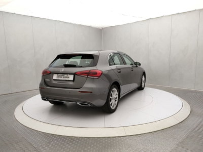 Mercedes-Benz Classe A 180 d Business (4)