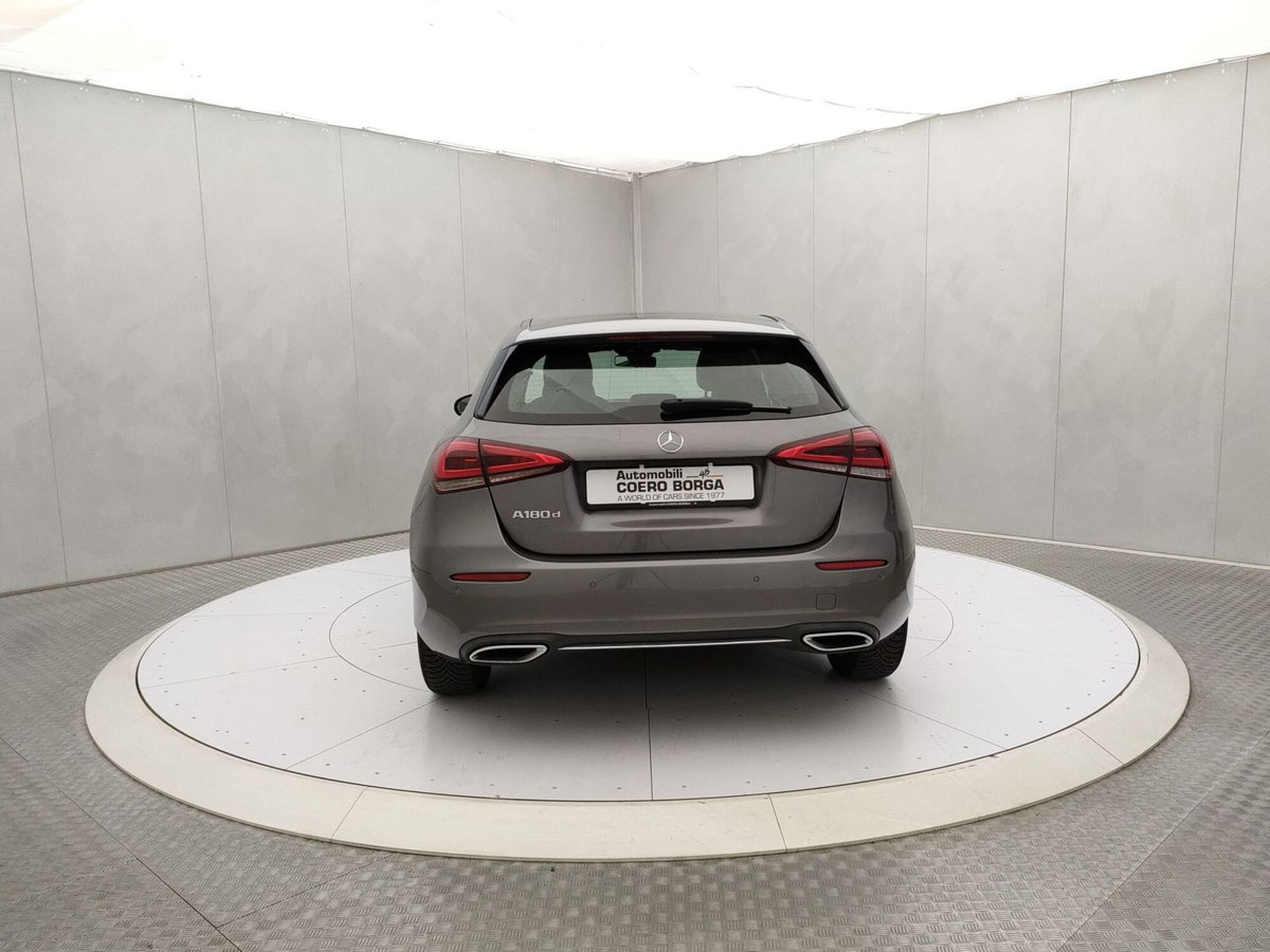 Mercedes-Benz Classe A 180 d Business (5)