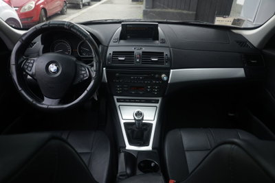 BMW X3 2.0d cat Futura (2)