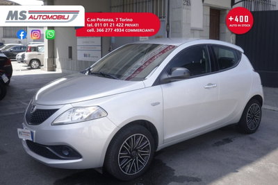 Lancia Ypsilon 1.2 69 CV 5 porte Platinum (11)