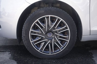 Lancia Ypsilon 1.2 69 CV 5 porte Platinum (5)