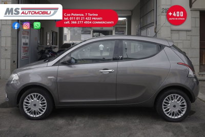 Lancia Ypsilon 1.2 69 CV 5 porte Silver (4)