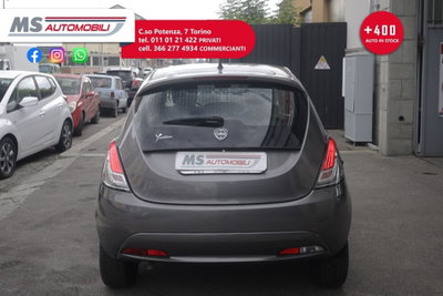 Lancia Ypsilon 1.2 69 CV 5 porte Silver (7)