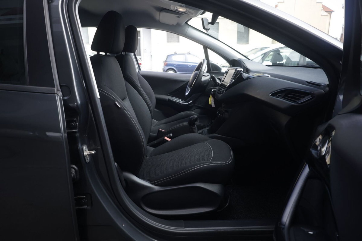 Peugeot 208 82 5p. GPL Allure (10)