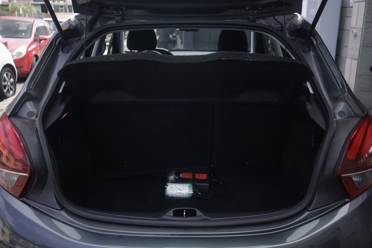 Peugeot 208 82 5p. GPL Allure (18)