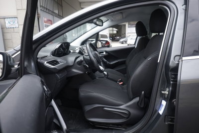 Peugeot 208 82 5 porte Allure (17)
