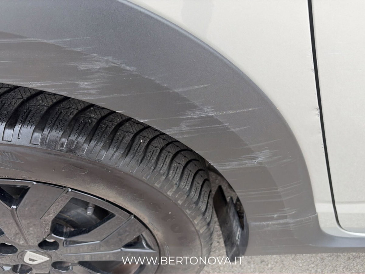 Dacia Jogger 1.0 tce Extreme UP Gpl 100cv (9)