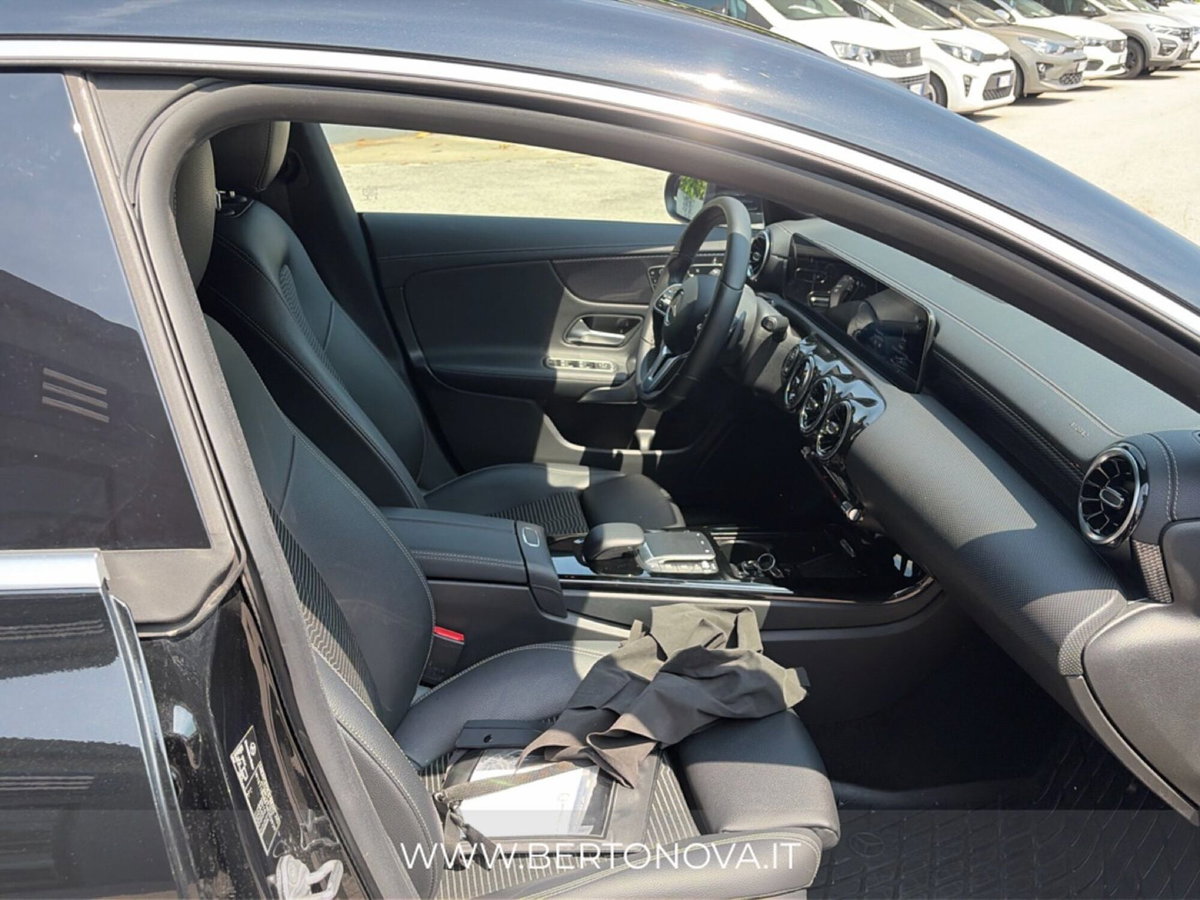 Mercedes-Benz CLA Shooting Brake 180 Automatic Shooting Brake Sport (10)