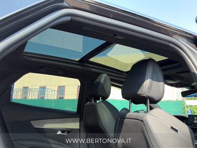 Peugeot 3008 BlueHDi 130 S&S EAT8 GT (10)