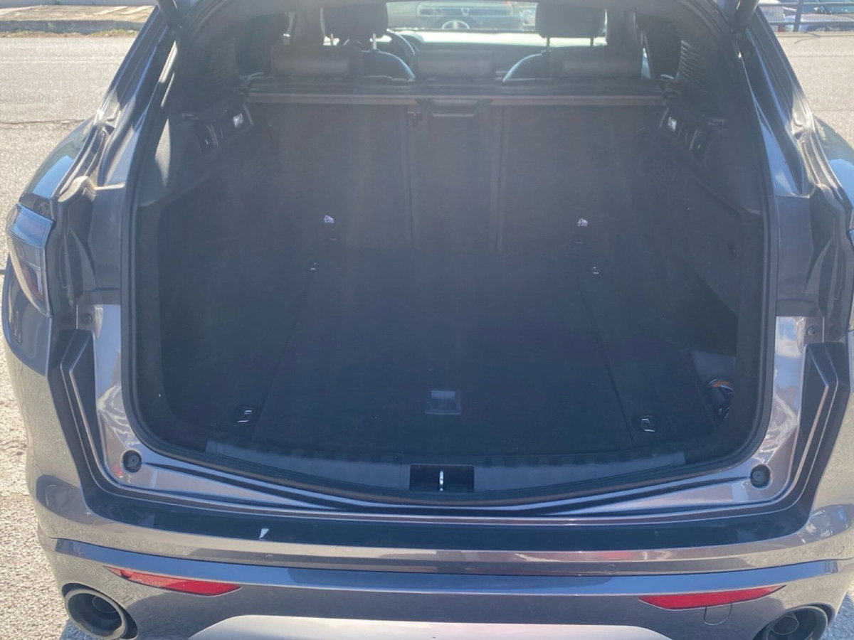 Alfa Romeo Stelvio Stelvio 2.2 Turbodiesel 160 CV AT8 RWD Sprint (14)