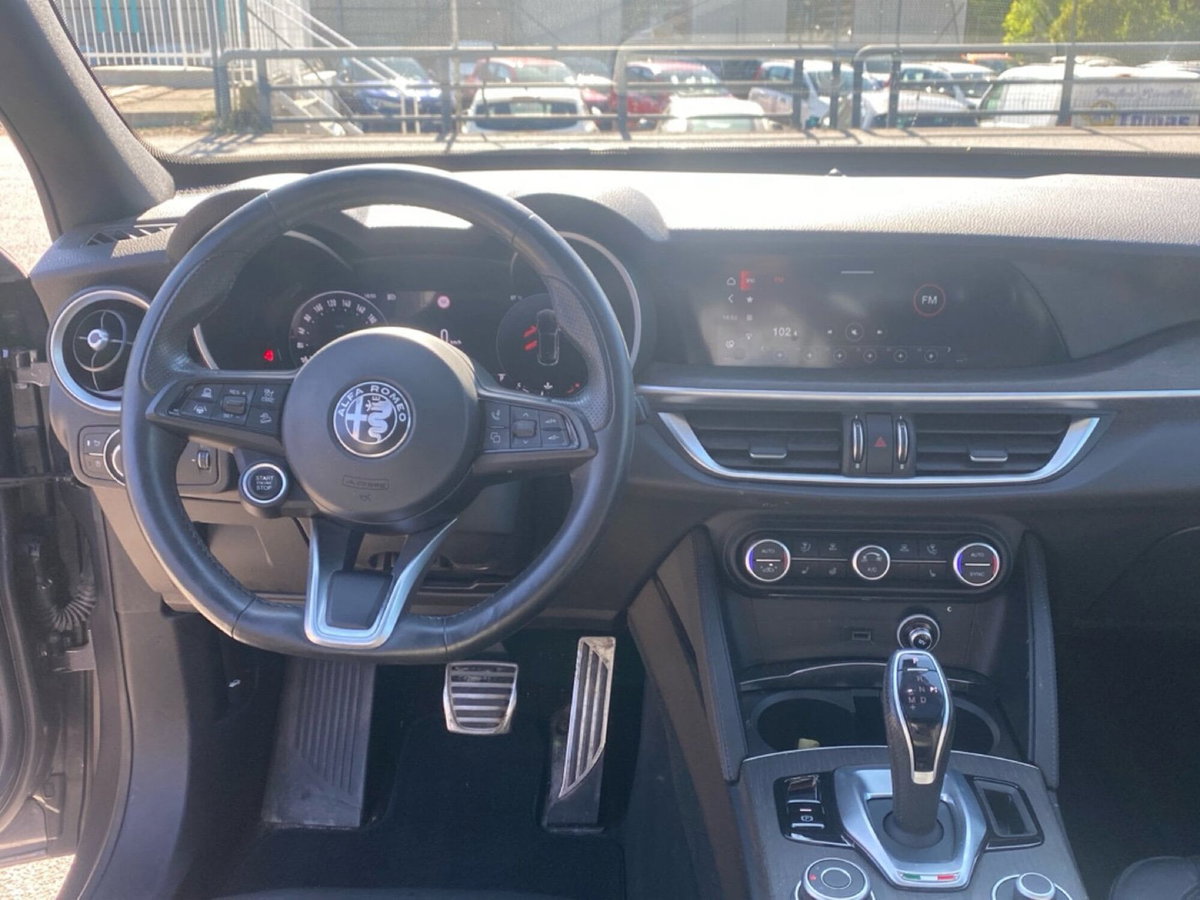 Alfa Romeo Stelvio Stelvio 2.2 Turbodiesel 160 CV AT8 RWD Sprint (18)