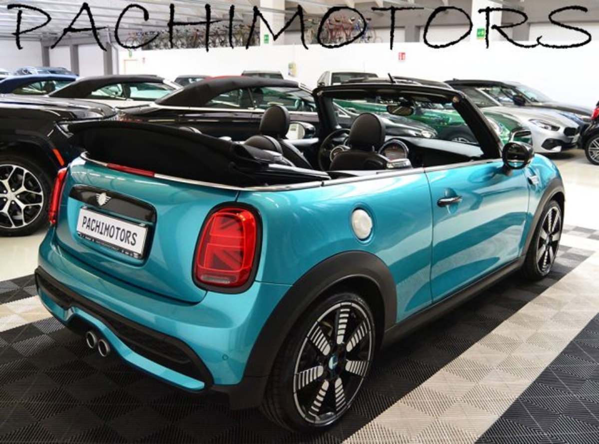 MINI Mini Cabrio 2.0 Cooper S Resolute Cabrio (19)
