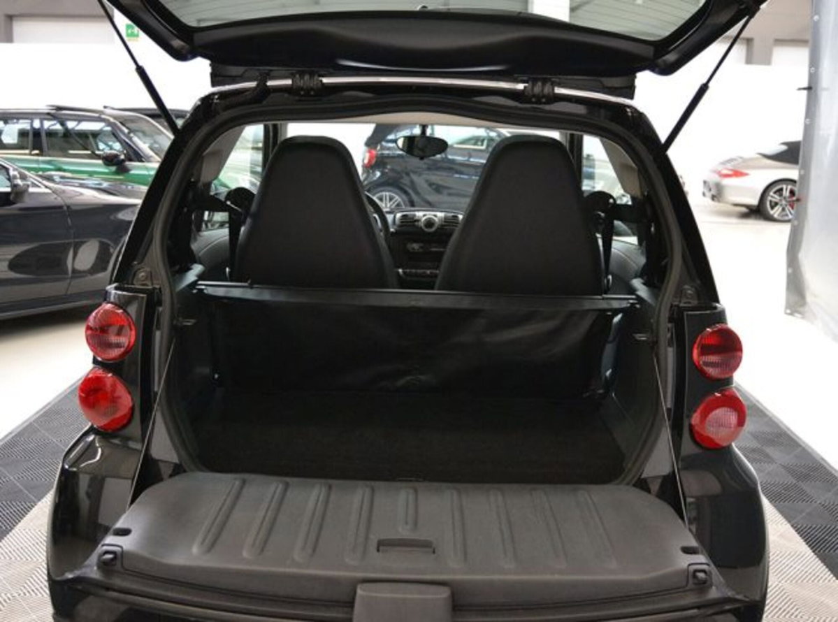 smart Fortwo 1000 52 kW MHD coupé pure (10)