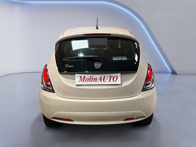 Lancia Ypsilon 1.2 69 CV 5 porte Gold (10)