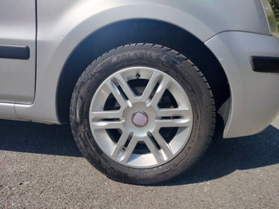Fiat Panda 1.2 Emotion (9)