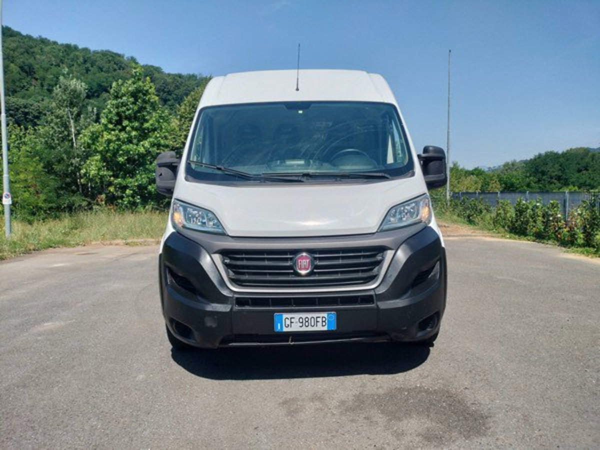 Fiat Ducato Furgone Vetrato 33 CH1 2.2 mjt3 140cv  serie 8 (2)