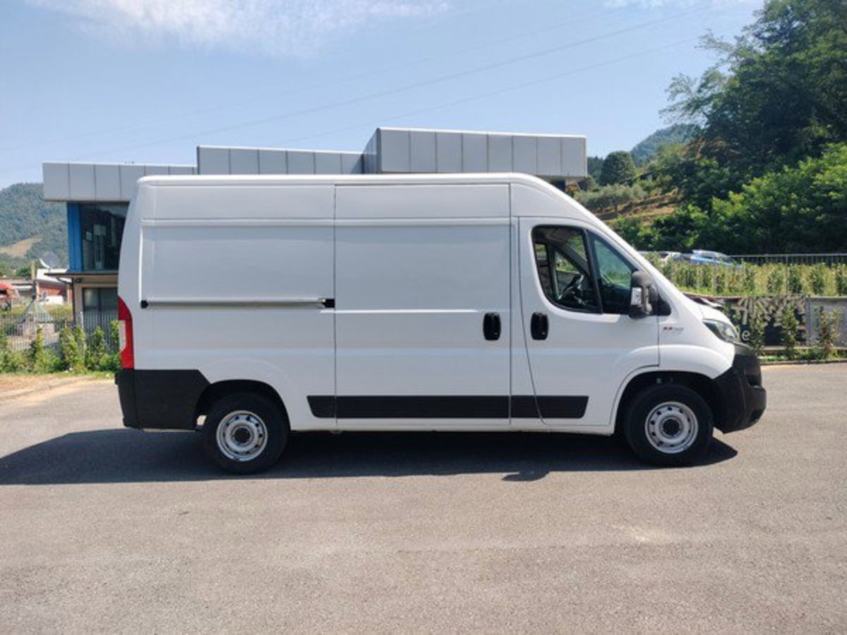 Fiat Ducato Furgone Vetrato 33 CH1 2.2 mjt3 140cv  serie 8 (4)
