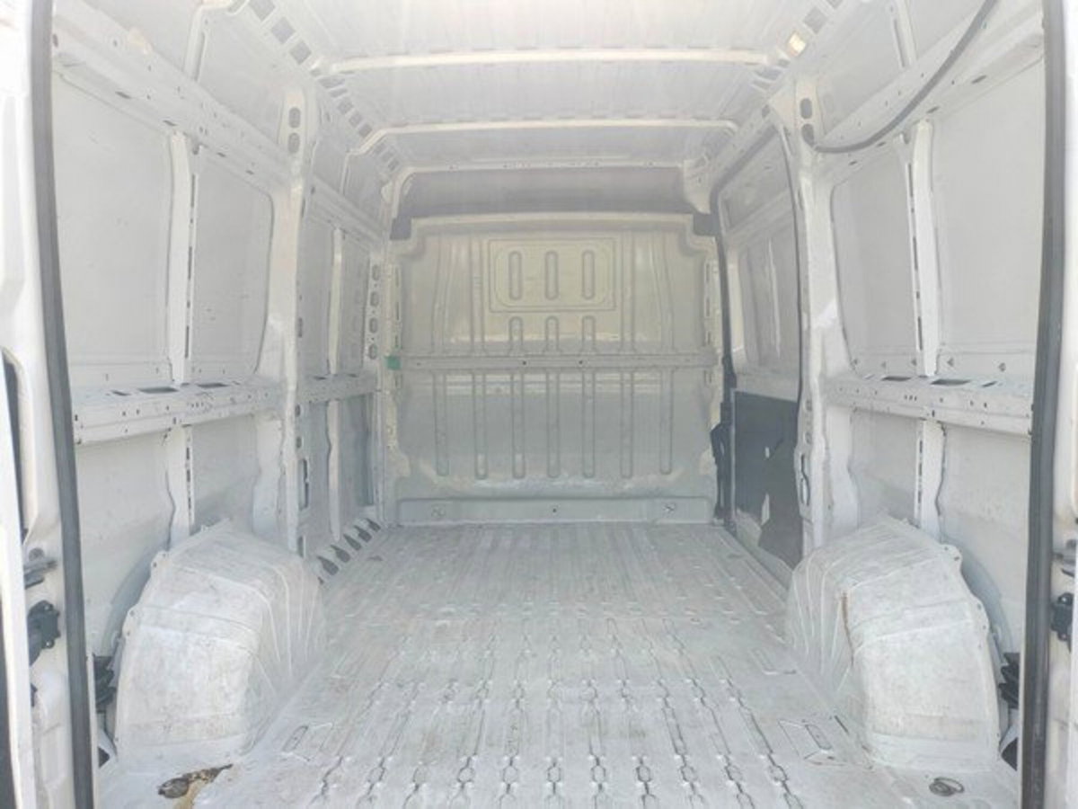 Fiat Ducato Furgone Vetrato 33 CH1 2.2 mjt3 140cv  serie 8 (9)