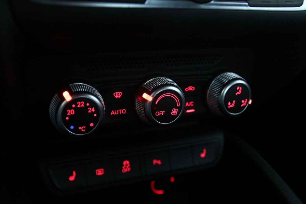 Audi A1 1.0 82 CV TFSI Design (17)