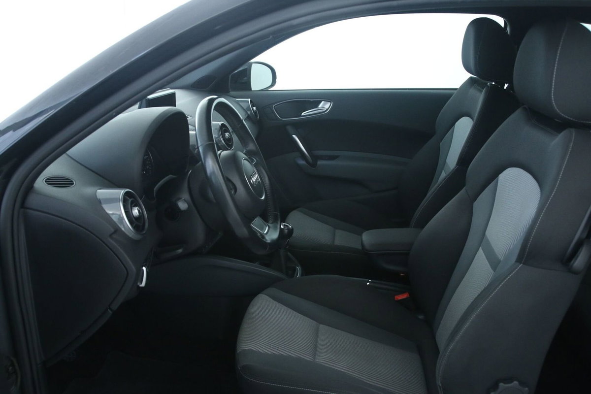 Audi A1 1.0 82 CV TFSI Design (7)
