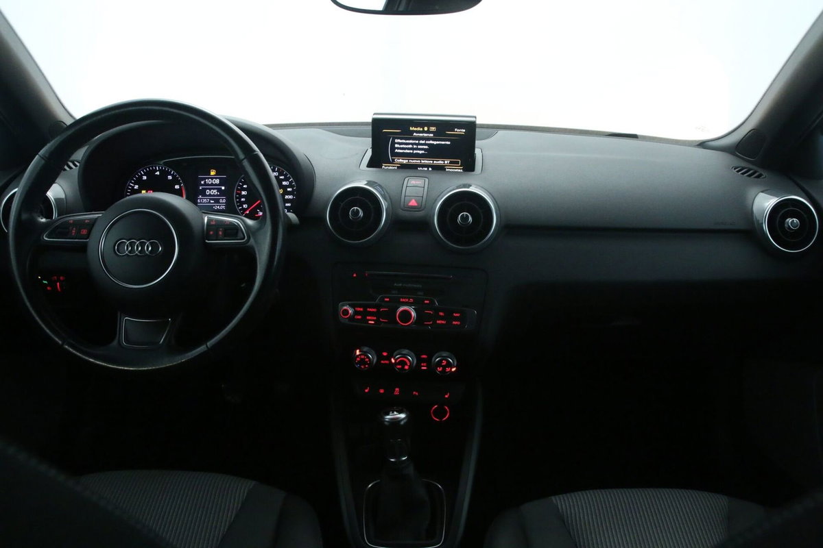 Audi A1 1.0 82 CV TFSI Design (9)