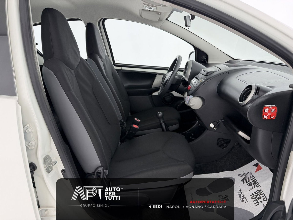 Toyota Aygo 1.0 12V VVT-i 5 porte Active Connect (19)