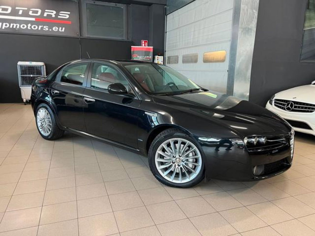 Alfa Romeo 159 1750 TBi Distinctive (2)