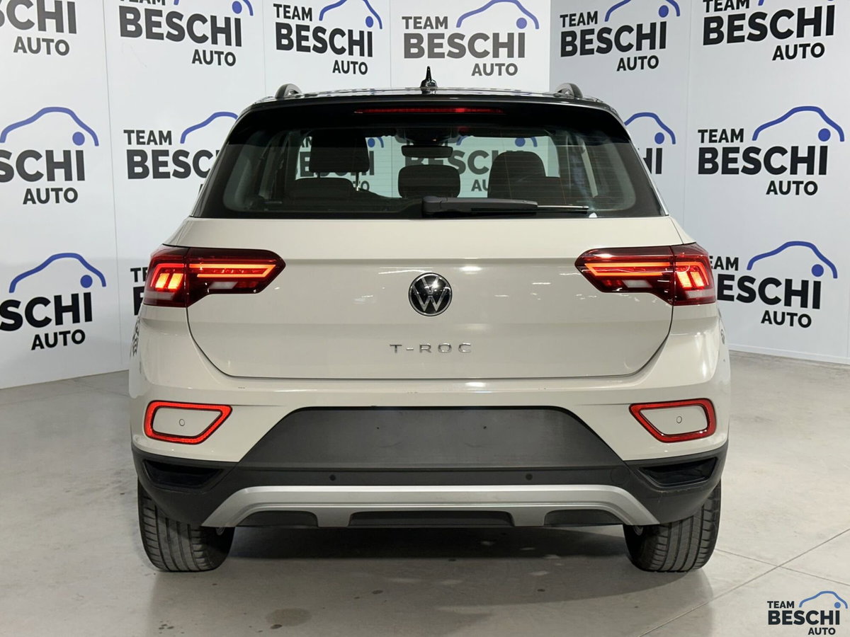Volkswagen T-Roc 1.0 TSI Life (14)