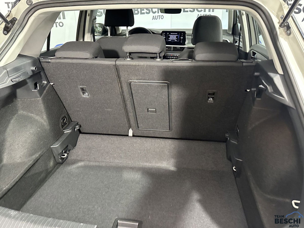 Volkswagen T-Roc 1.0 TSI Life (16)