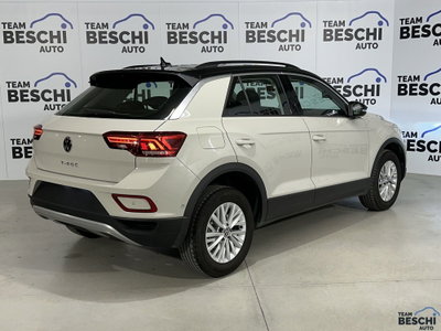 Volkswagen T-Roc 1.0 TSI Life (4)