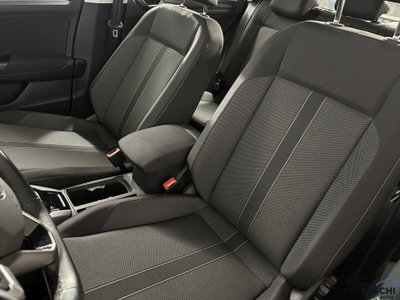 Volkswagen T-Roc 1.0 TSI Life (9)