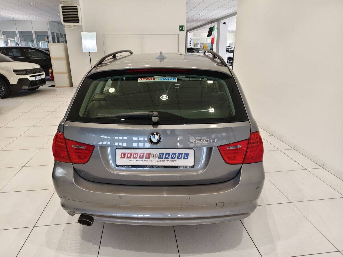 BMW Serie 3 Touring 320d cat xDrive  Attiva (17)