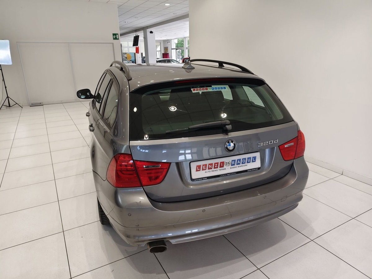 BMW Serie 3 Touring 320d cat xDrive  Attiva (20)